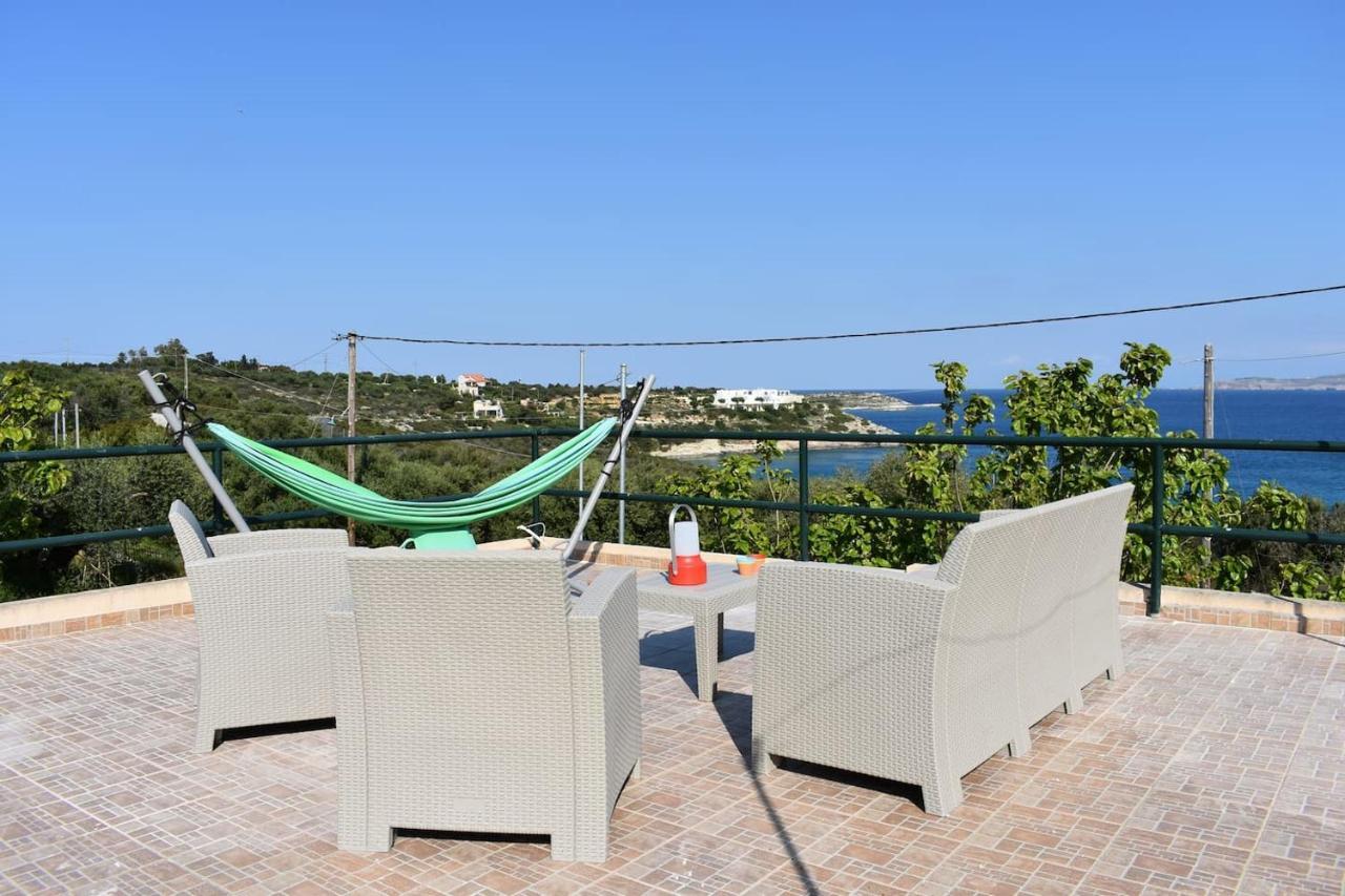 Stay Salty - Two Different Houses Marathos Exterior foto